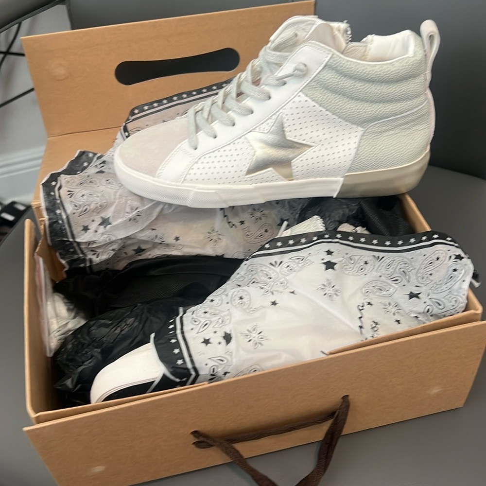 Brand New- Vintage Havana Bishop Hi-Top Size 8.5